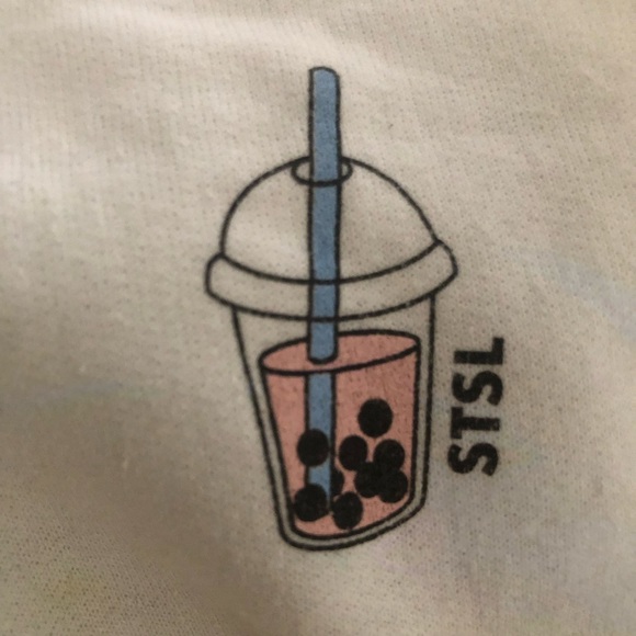 Hoodie with boba design - Picture 3 of 3